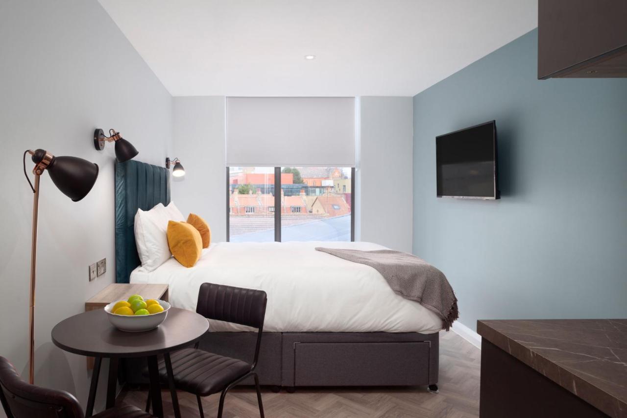 Aptel East London Kültér fotó